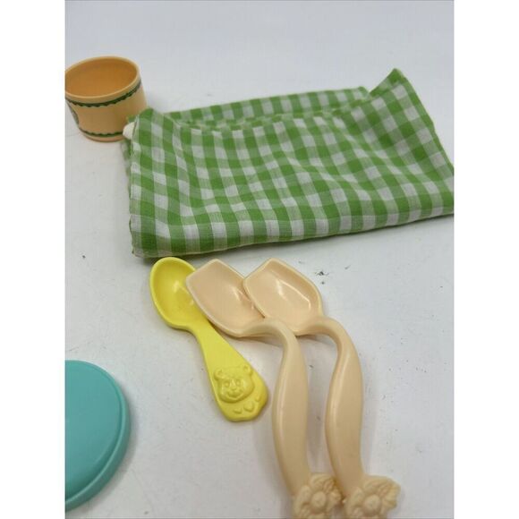 Cabbage Patch Kids Feeding Set 1984 Vintage feeding set, used condition - Picture 9 of 11